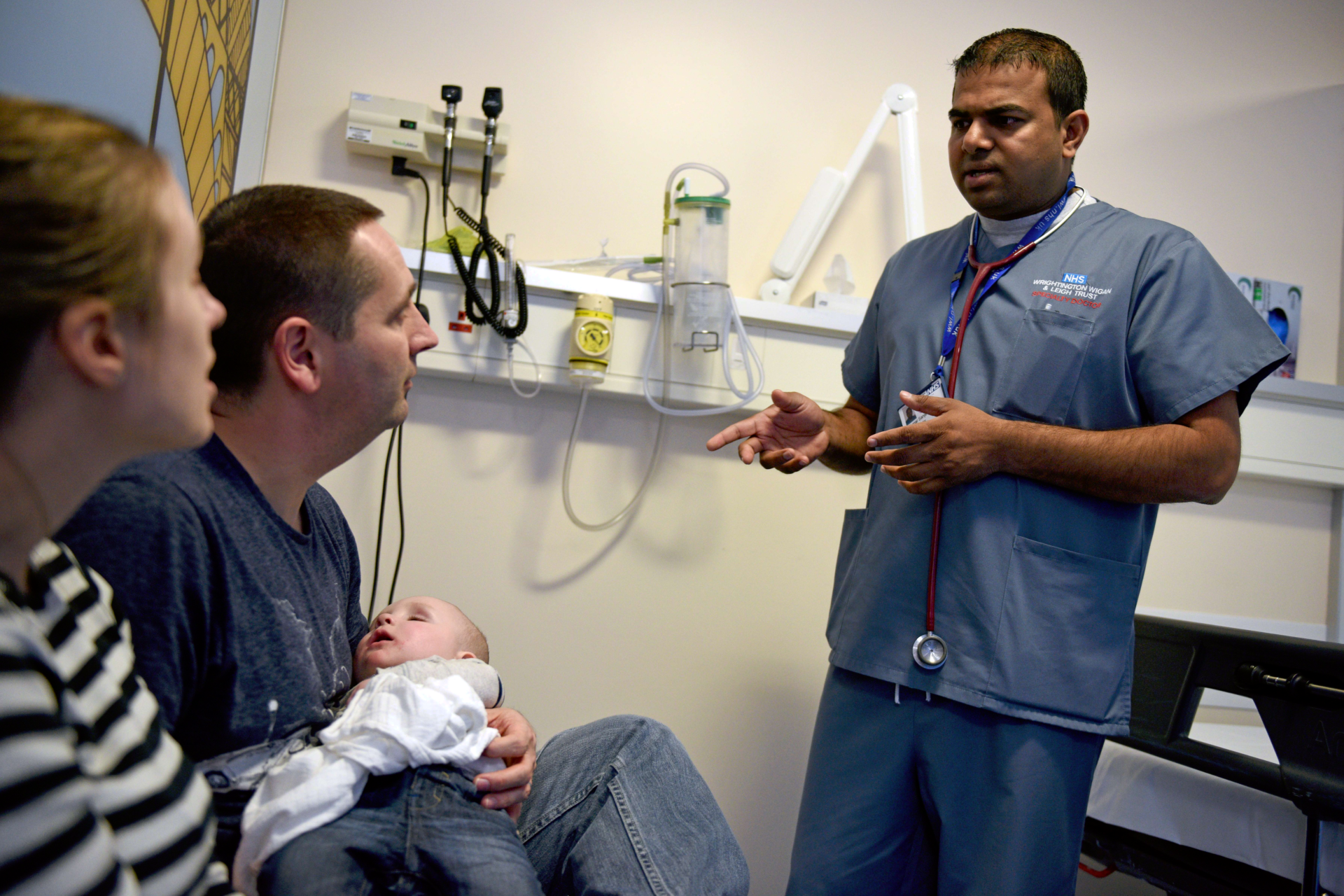 NHS Hiring- બ્રિટનમાં ડોકટરો અને નર્સોની મોટા પાયે ભરતી, ભારતીયોને સૌથી વધુ ફાયદો 2 NHS Hiring બ્રિટનમાં ડોકટરો અને નર્સોની મોટા પાયે ભરતી ભારતીયોને