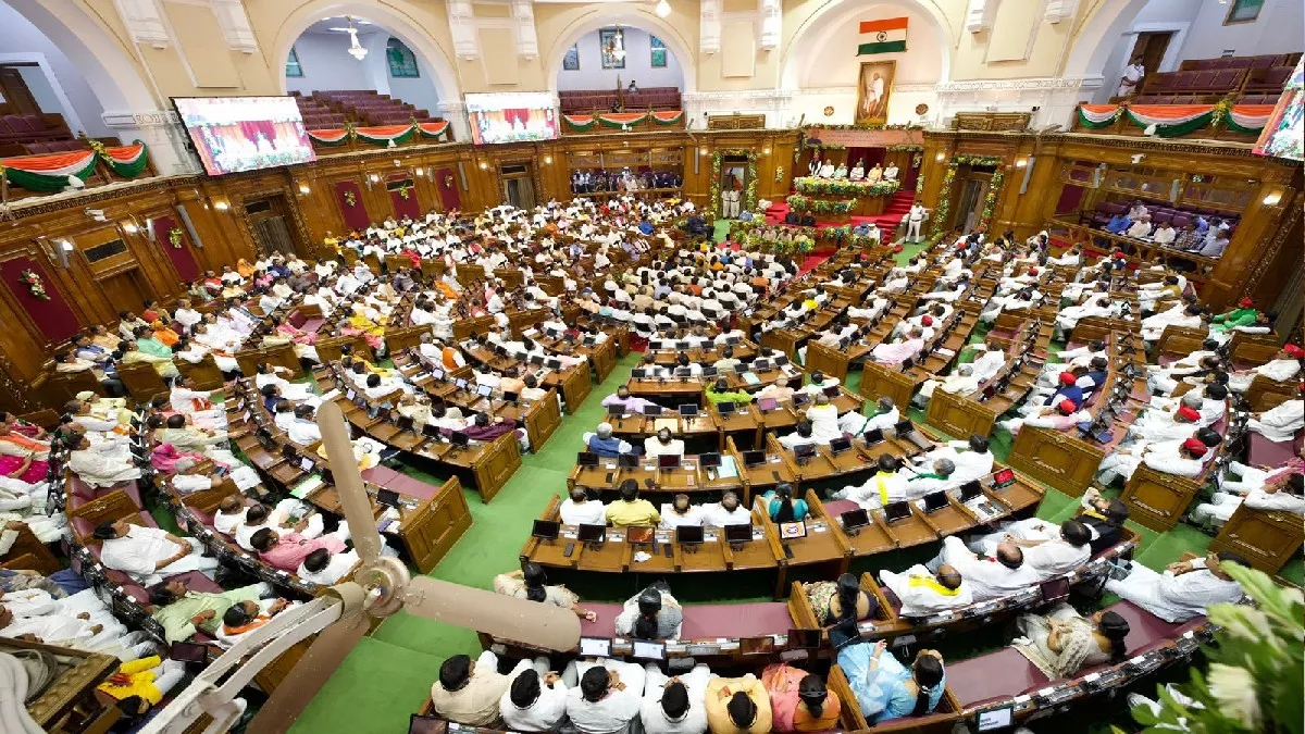 UP Assembly યુપી વિધાનસભામાં મોબાઈલ લઈ જવા પર પ્રતિબંધ ભાજપ.webp