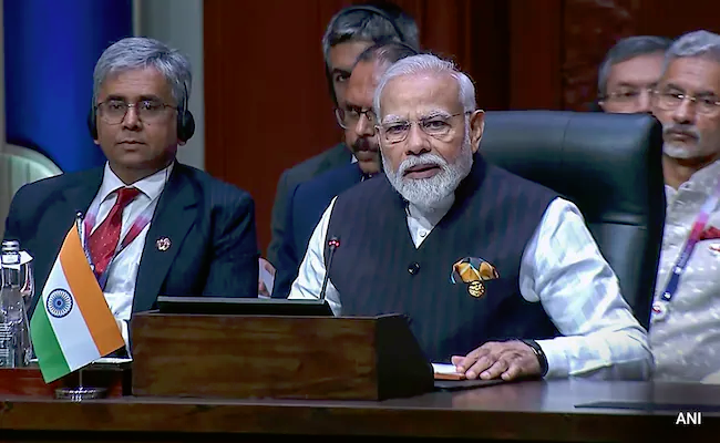 કોવિડ પછી નિયમો આધારિત વિશ્વ વ્યવસ્થા બનાવવી જરૂરી છે: પીએમ મોદીએ ASEAN સમિટમાં કહ્યું 1 6oOlLsaT modi jakartaa