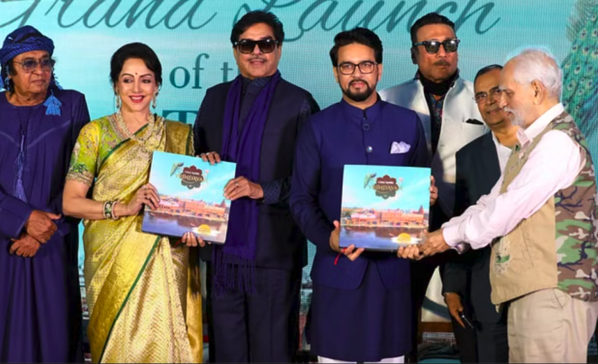 ચલ મન વૃંદાવન: વિશ્વને વૃંદાવનની ઝલક બતાવવા નીકળેલી ‘મીરા’, અનુરાગ ઠાકુરે કોફી ટેબલ બુક લોન્ચ કરી 1 Screenshot 2023 09 16 at 2.53.38 PM
