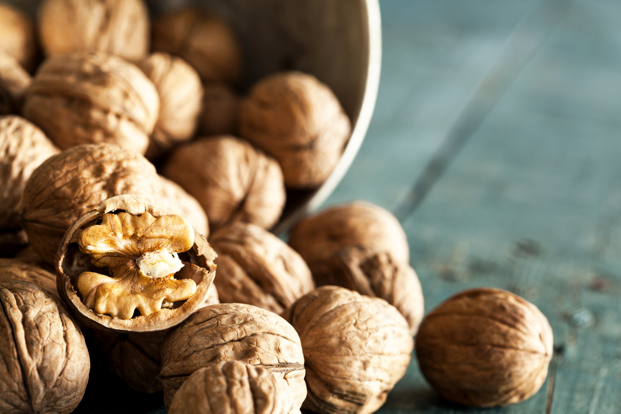 walnuts benefits for health controls free radicals weight healthy brain health tips2
