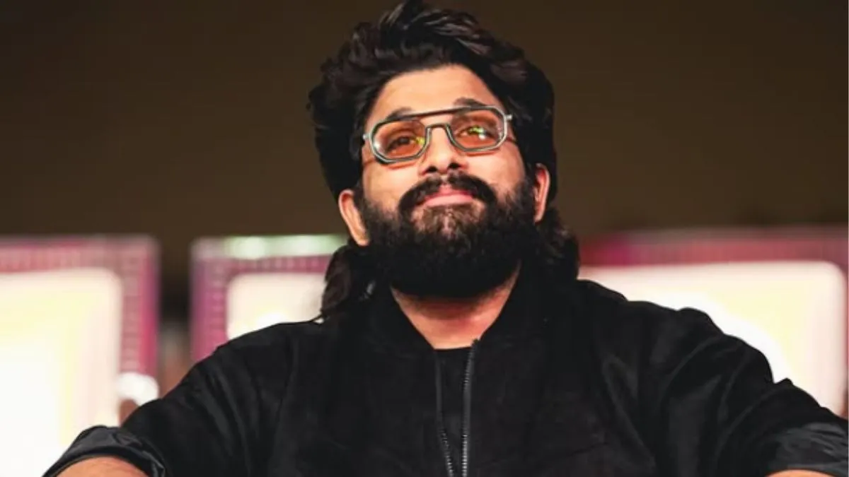 હૈદરાબાદ પોલીસે 'પુષ્પરાજ'ને મોકલ્યું સમન્સ, નાસભાગ કેસમાં પૂછપરછ થશે 2 pushpa 2 sandhya theatre stampede police summons allu arjun for questioning amid attack on his house3