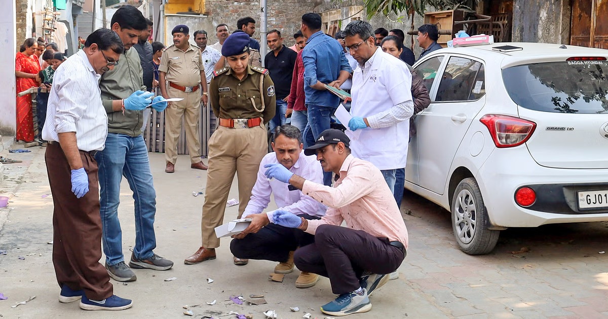 પાર્સલ બ્લાસ્ટ કેસમાં કરાઈ આરોપીની ધરપકડ, આ રીતે શીખ્યો બોમ્બ બનાવવાનું 2 two accused arrested in parcel blast case they learned bomb making from internet1