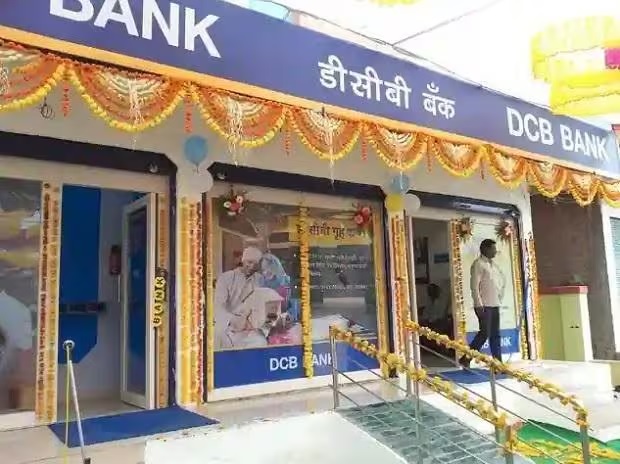 FD કરતા પહેલા વ્યાજ દર ચકાસી લો, ફેબ્રુઆરીમાં વ્યાજ દરમાં ફેરફાર કર્યા હતા આ 6 બેંકોએ 2 Check the interest rate before making an FD these 6 banks changed the interest rate in February1