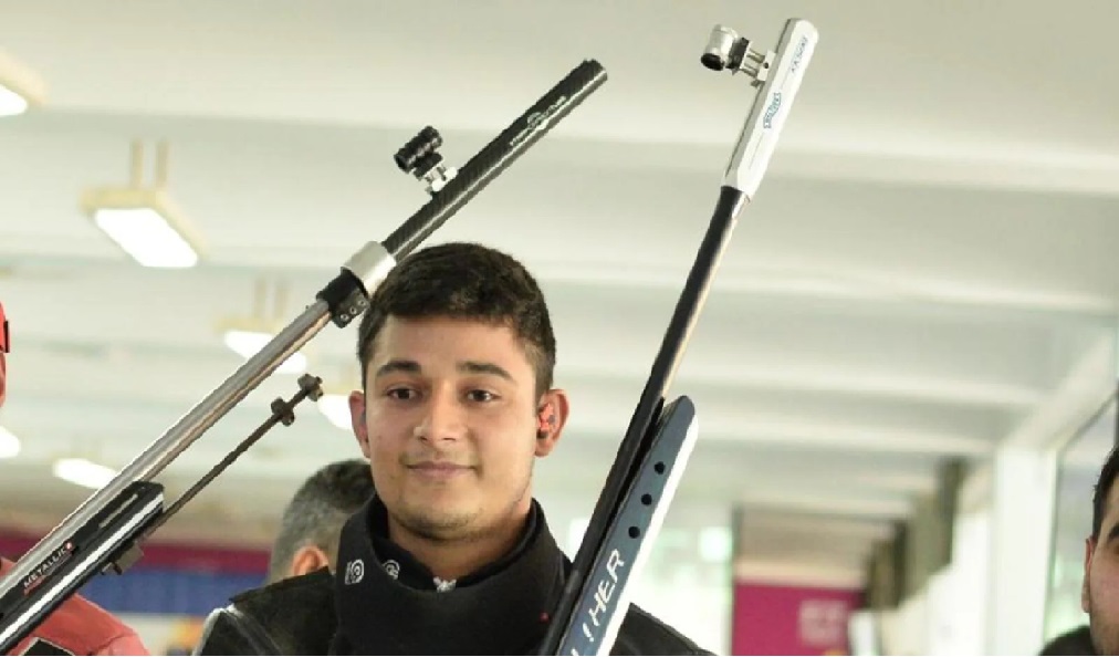 Shooter Neeraj defeated Olympic medalist Swapnil Deepika Juyal became champions in archery1