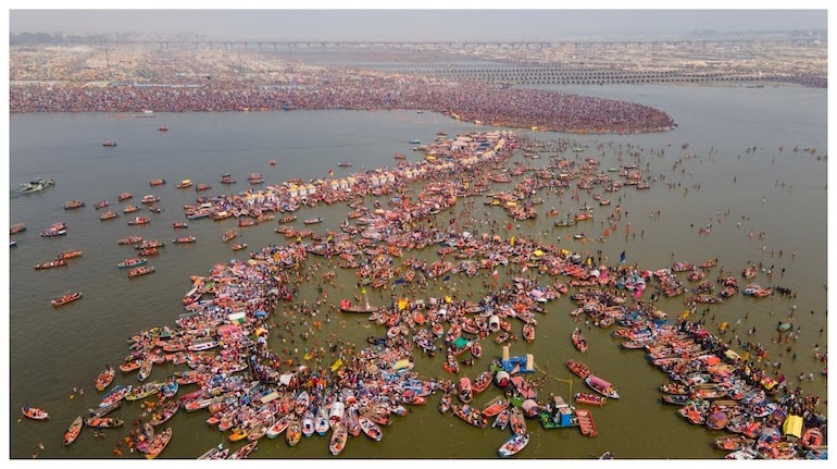 maha kumbh 2025 45 day long mahaparva completed record 66 30 crore devotees took bath