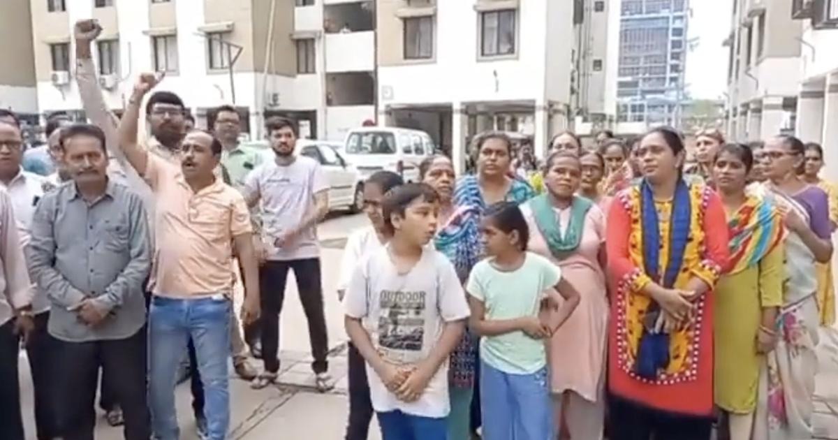 રમઝાન દરમિયાન મુસ્લિમ બાળકો માટે અલગ સમય, ગુજરાતમાં જાહેર કરાયેલા આદેશથી VHP નારાજ 2 separate timing for muslim students in ramadan vadodara school board vhp protest