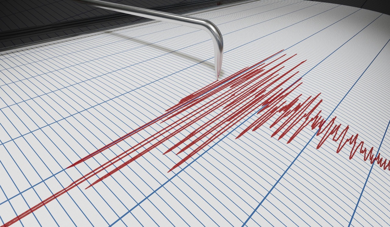 The earth of Afghanistan trembled due to the earthquake strong tremors were felt. B