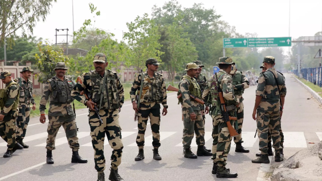 Pakistan attacked Srinagar 10